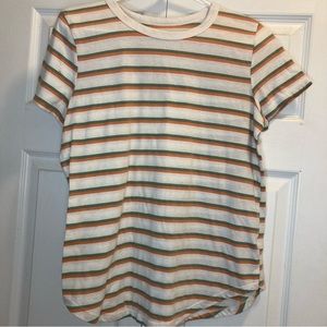 So brand juniors crew neck tee